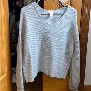 H&M gray sweater